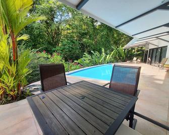 Villa Nectar Avec vue Foret et Ocean, Piscine Privée et a 2 kms du Centre Bahia - Ballena - Piscina