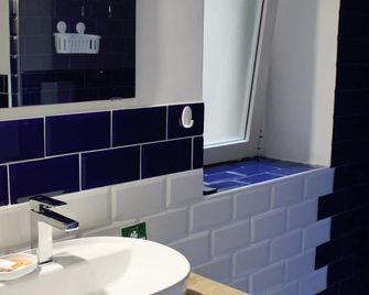Flegreo bed and breakfast - Naples - Bathroom