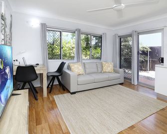 Ground Floor Easy Unit Close to City 4 - Cairns - Sala de estar