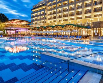 Sol Nessebar Mare - Nessebar - Pool