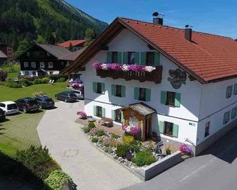 Das Apartment Rief daheim beim Wanderprofi Adults Only - Tannheim - Gebäude