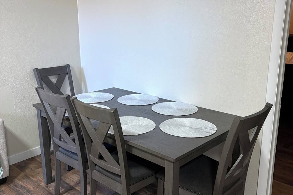 2-bedroom house in excellent Denver with cool AC and comfort - دنفر (كولورادو) - غرفة طعام