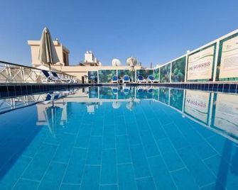 Lilly City Center Hostel - Hurghada - Pool