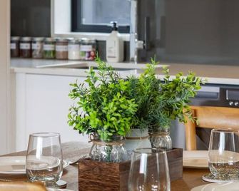 Lovely in Linwood: 2BR Beauty - Christchurch