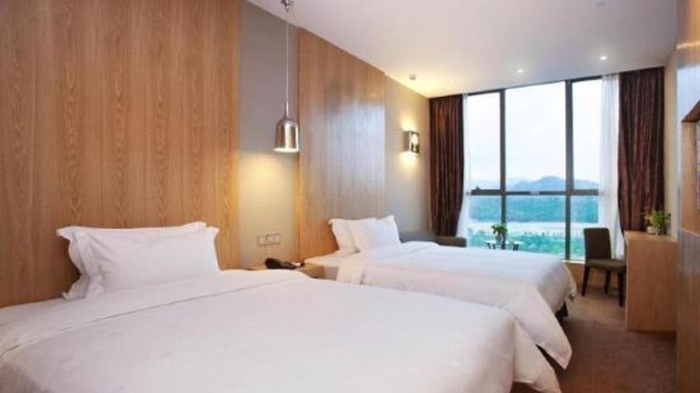 Yayuan Caitian Hotel