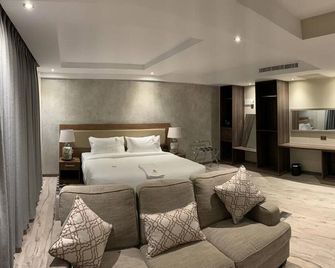 Taidys Suites Nakuru - Nakuru - Schlafzimmer