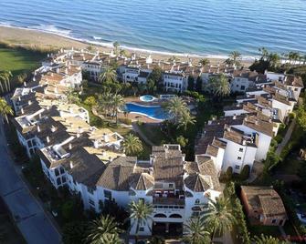 Hacienda Beach - Estepona - Näkymät ulkona