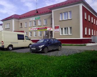 Guesthouse Nadezhda - Koryazhma - Edificio