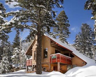 Large Family Home in Taos Ski Valley - 5 Minutes to the Resort - Taos Ski Valley - Budova