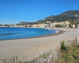 Beautiful 3 pieces in luxury residence 50 meters from the sea - Menton - Strand