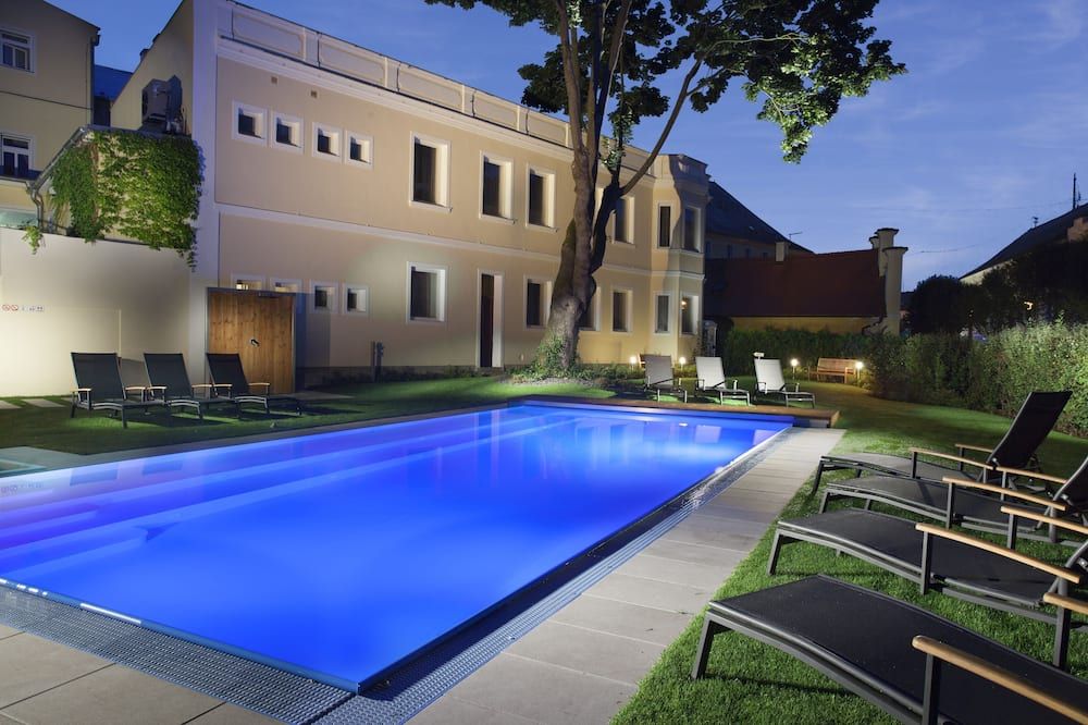 Hotel Reza - Františkovy Lázně - Piscina