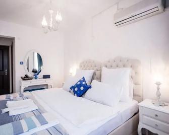 Mavi Butik Hotel - Bozcaada - Soveværelse