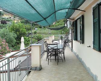 Agriturismo Le Mimose - Imperia - Balkon