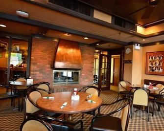 Travelodge by Wyndham Winnipeg-Assiniboi - Winnipeg - Restaurante