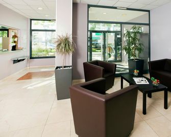 Séjours & Affaires Lyon Park Lane - Lyon - Lobby