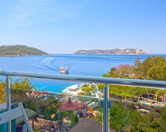 Nur Hotel - Kaş - Balcony