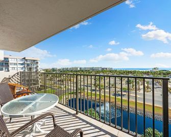Our House at the Beach by Beachside Mgt - Siesta Key - Balcony