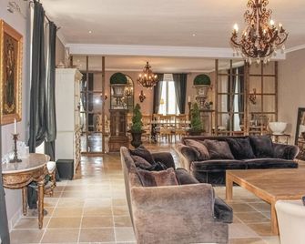 Sublime Château Avec Piscine - Pont-Saint-Esprit - Living room