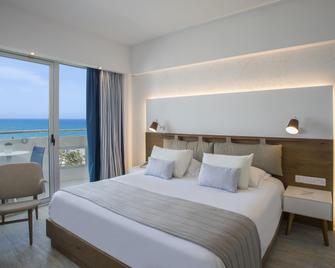 Lordos Beach Hotel & Spa - Larnaca - Bedroom