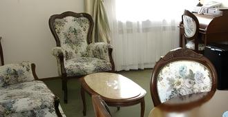 'Bon Apart Hotel' - Tomsk - Wohnzimmer