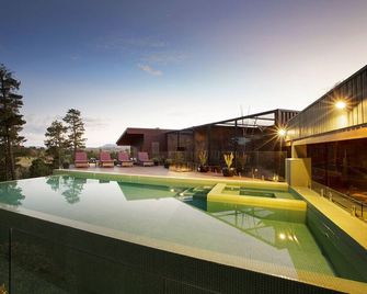 Jamala Wildlife Lodge - קנברה - בריכה