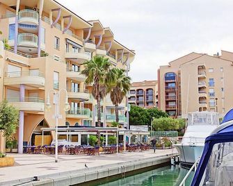 Quartier Latin by Interhome - Fréjus - Gebouw