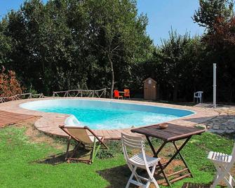 Casa by Sea in a Quiet Cove - Gabicce Mare - Pool