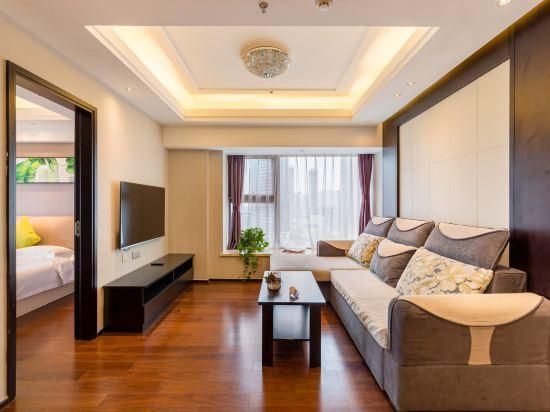 Zhanyou Home Sea View Apartment Hotel(Dalian Venice the City of Water) - Dalian - Living room