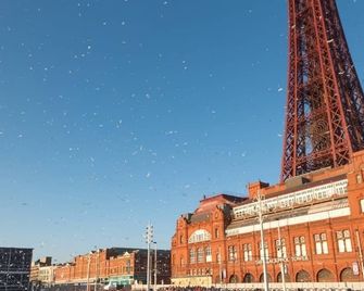 The Albert Inn Hotel Blackpool - Blackpool