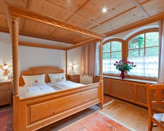 Hotel Waldgasthof Buchenhain - Baierbrunn - Bedroom