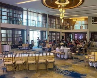 Casa Familia Hotel - Aurora