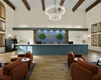La Fuente Inn & Suites - Yuma - Lobby