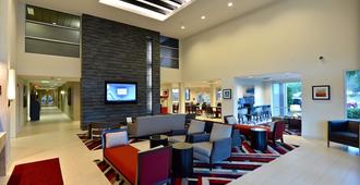 Hawthorn Suites by Wyndham El Paso Airport - El Paso - Lobby