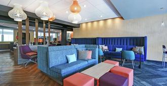Tru by Hilton Grand Rapids Airport - Grand Rapids - Lounge