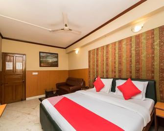 Malik Guest House - Kolkata - Bedroom
