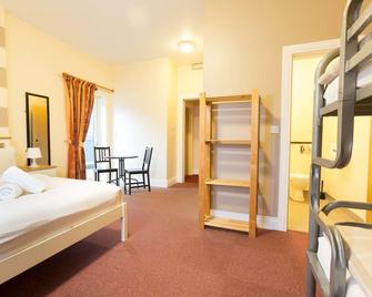 Rowan Tree Hostel - Ennis - Bedroom