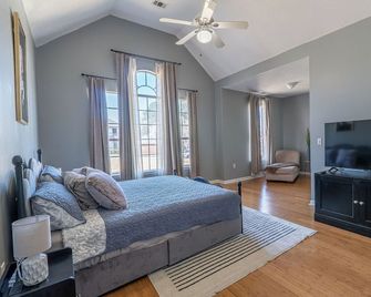 King & Queens Villa at Parkside - Grovetown - Bedroom