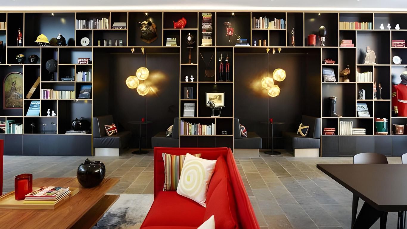 citizenM Tower of London