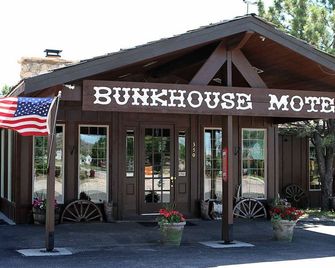 Bunkhouse Motel - Guernsey - Edificio