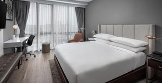 Four Points by Sheraton Flushing - Queens