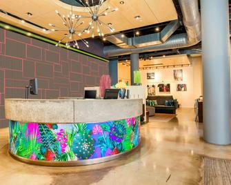 Aloft Harlem - New York - Front desk