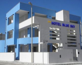 Blue Sky Hotel - Melendugno Lecce - Gebäude