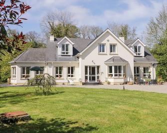 Mill House - Moville - Building