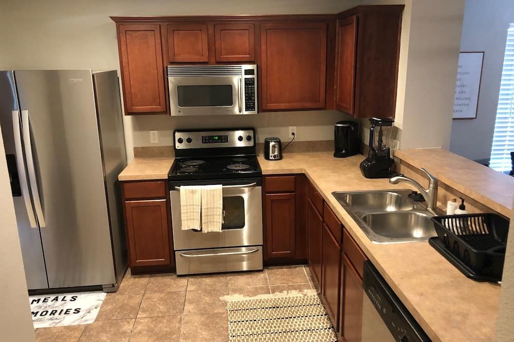 Dallas Gem in Subdivision 15 mins from Deep Ellum! - דאלאס - מטבח