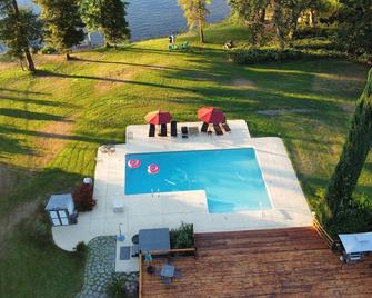 Riverside Luxury Estate, Perfect for Fishing Excursions-Family Reunions-saltPool - Anderson - Pool