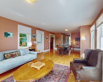 Kennebec View - Bath - Wohnzimmer