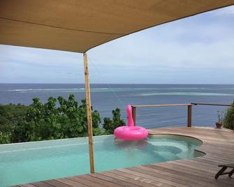Villa O Vai - Teahupoo - Piscina
