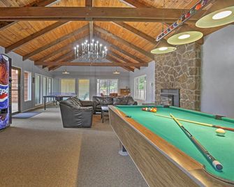 Beachfront Lincoln City Condo-Patio and Pool Access! - Lincoln City