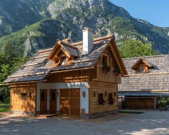 Alpik Chalets - Bohinj - Ukanc - Building