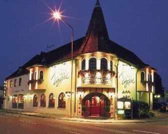 Boutique Hotel Goldhahn - Aalen - Building